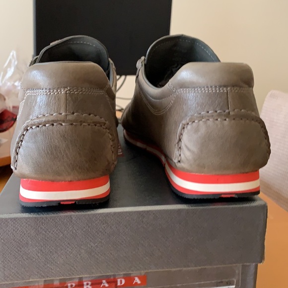 Classic PRADA sneakers in Cool Grey, Sz. US 10.5! - Picture 4 of 8